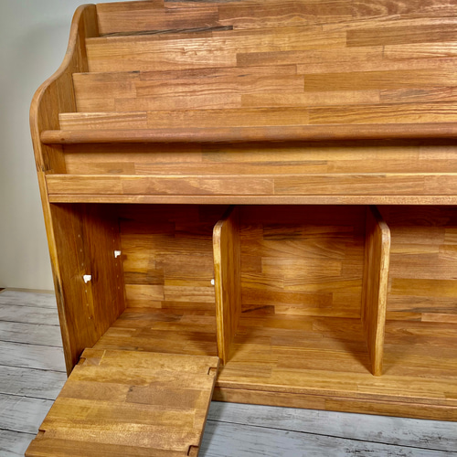 絵本棚 チーク色 本棚・絵本棚・マガジンラック Kei Crafted Woods