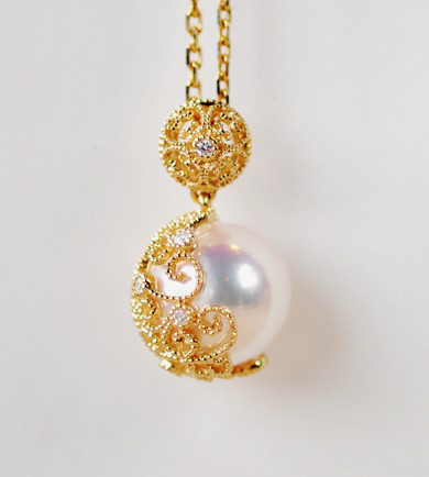 ルミナ レースフラワーコレクション 18Kゴールド ダイヤモンドネックレス 8.6-9.3mm 高品質日本製アコヤ真珠ペンダント