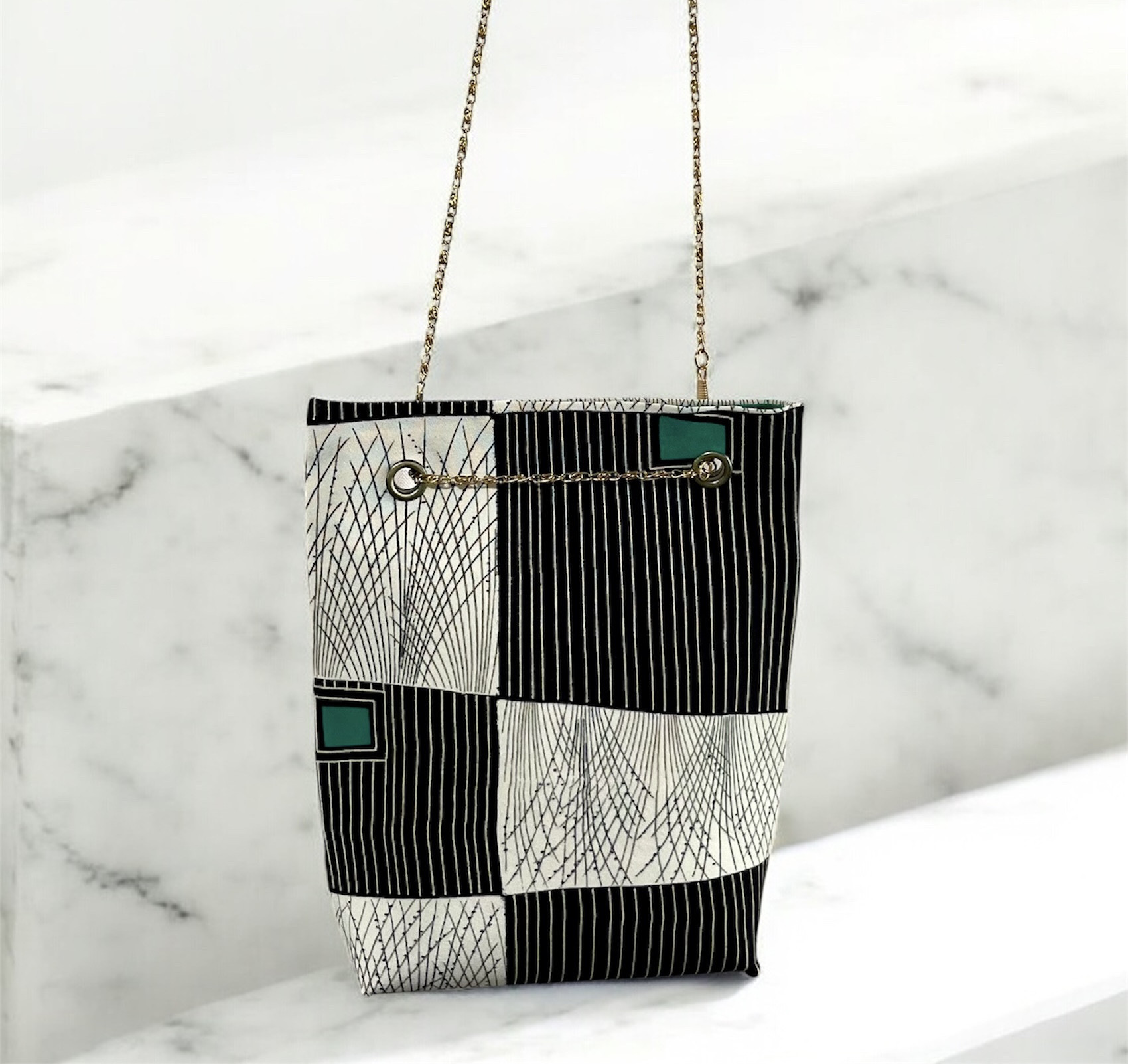 正絹着物リメイク小粋柄サコッシュ