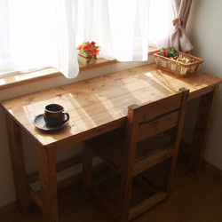 カフェ板テーブル*無垢デスク*学習机*奥行たっぷり！【w1000×D595