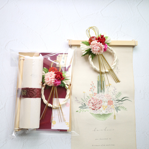 新春を彩るお正月タペストリー☆金の水引☆No.255 しめ縄 タペストリー