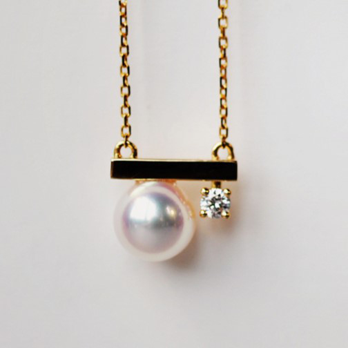 ルミナ スモールバランスシリーズ 18Kゴールド ダイヤモンドネックレス 7-7.5mm 高品質日本製アコヤ真珠ペンダント エレ