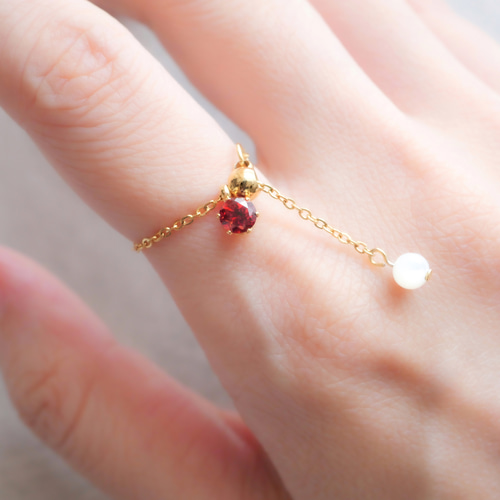 選べる誕生石チェーンリング フリーサイズ 天然石 人と被らない指輪