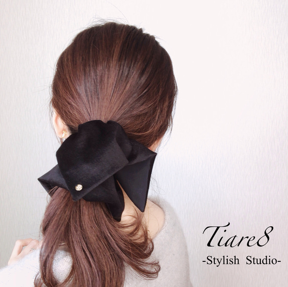 在少★【大人可愛いスエード調スクエアシュシュ✨】おしゃれな大人のための秋冬ﾍｱｱｸｾｻﾘｰ✨黒/ﾌﾞﾗｯｸ 2枚目の画像