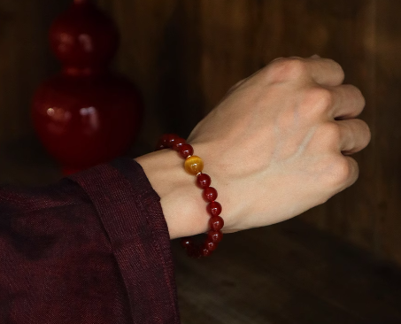 天然石 レッドアゲート 筒玉ブレスレット｜贈り物用 男女兼用 *手作り【天然素材】