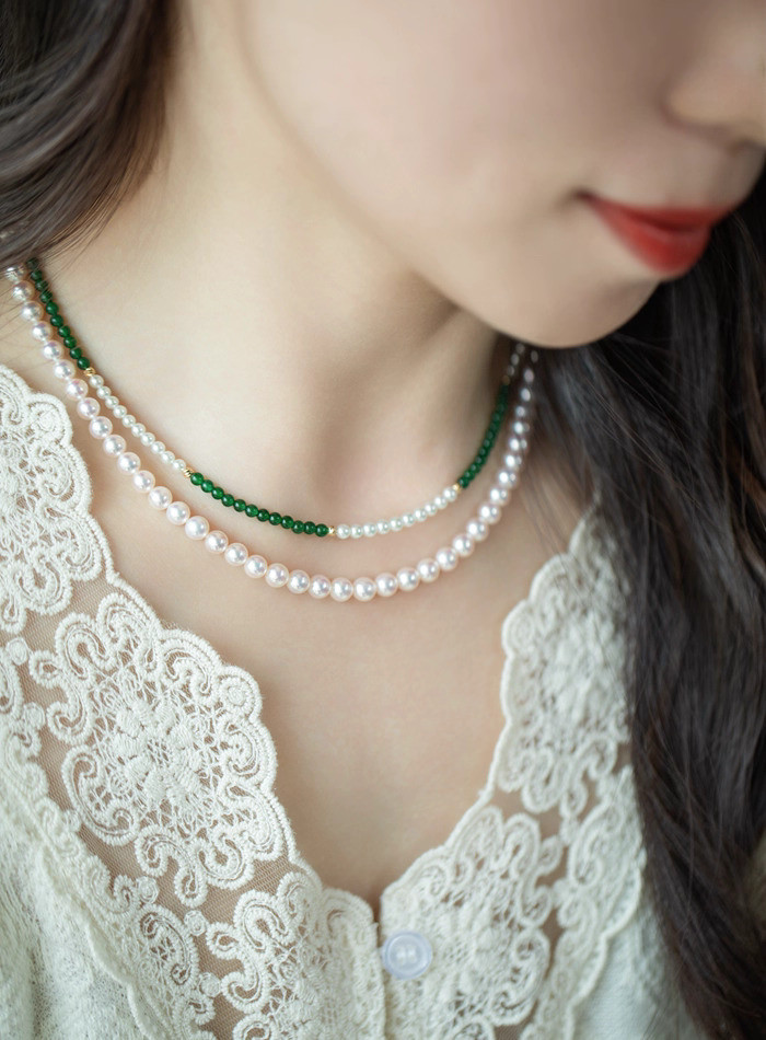 [ルミナ] Cuiweiシリーズ Wei素材 高アイシースパイシーグリーン翡翠+色調整なし 3-3.5mm 日本製アコヤ真珠ネッ