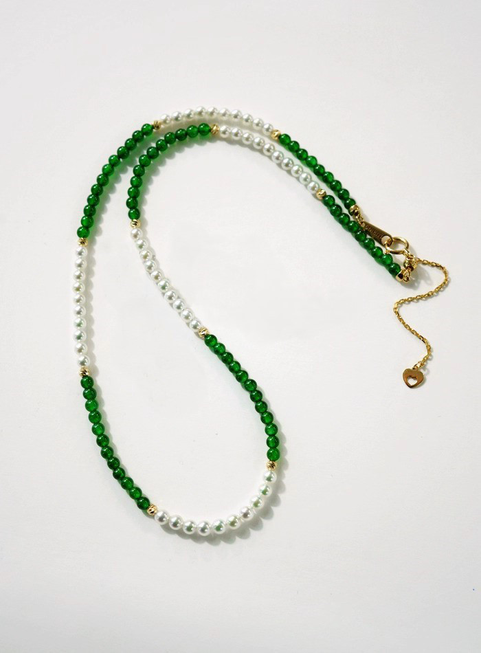 [ルミナ] Cuiweiシリーズ Wei素材 高アイシースパイシーグリーン翡翠+色調整なし 3-3.5mm 日本製アコヤ真珠ネッ