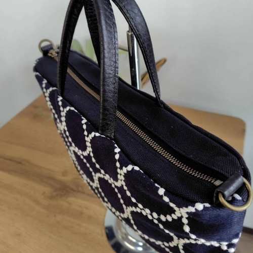 ミナペルホネン/2025tambourineタンバリンネイビー×白/ラウンド