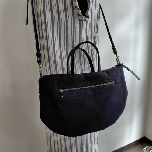 ミナペルホネン/2025tambourineタンバリンネイビー×白/ラウンド