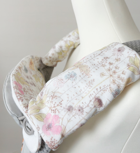 新商品☆エルゴアダプト、オムニ360、ブリーズ、アウェイ、リバーシブルよだれカバー＆首回りパッド☆リバティプリントイルマ 4枚目の画像