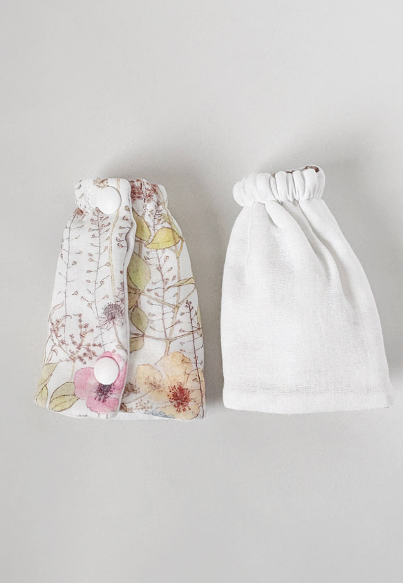 ☆ベビービョルンHARMONY、ONE、ONEKAI、アンジェレッテ用 リバーシブルよだれカバー☆リバティプリントイルマ 5枚目の画像