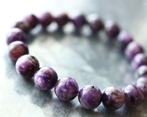 ☆スーパープレミアムブレス☆エジリン輝石入り：チャロアイト：9.5