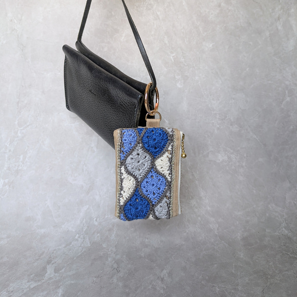 手のひらサイズ　カラビナを付けてチャームにも✦　モロッカンモチーフのミニポーチ　sサイズ 7枚目の画像