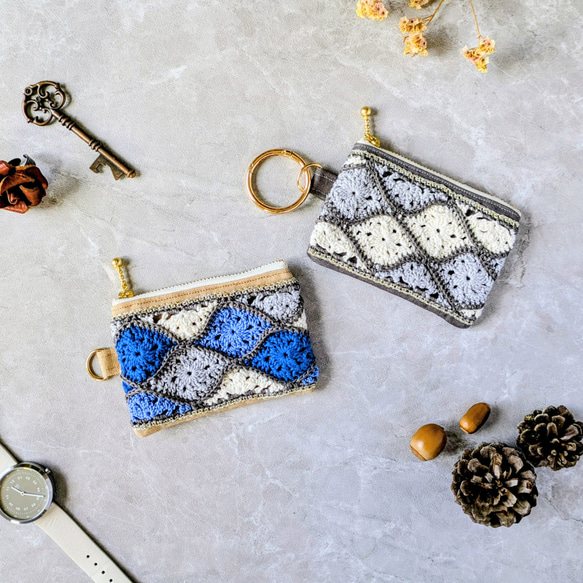 手のひらサイズ　カラビナを付けてチャームにも✦　モロッカンモチーフのミニポーチ　sサイズ 1枚目の画像