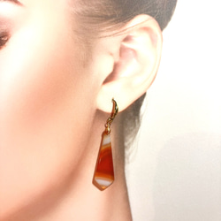 1点物！！地球が生み出した芸術アゲート瑪瑙バンデットアゲート〜オレンジ希少模様のピアス14kgf イヤリング　 4枚目の画像