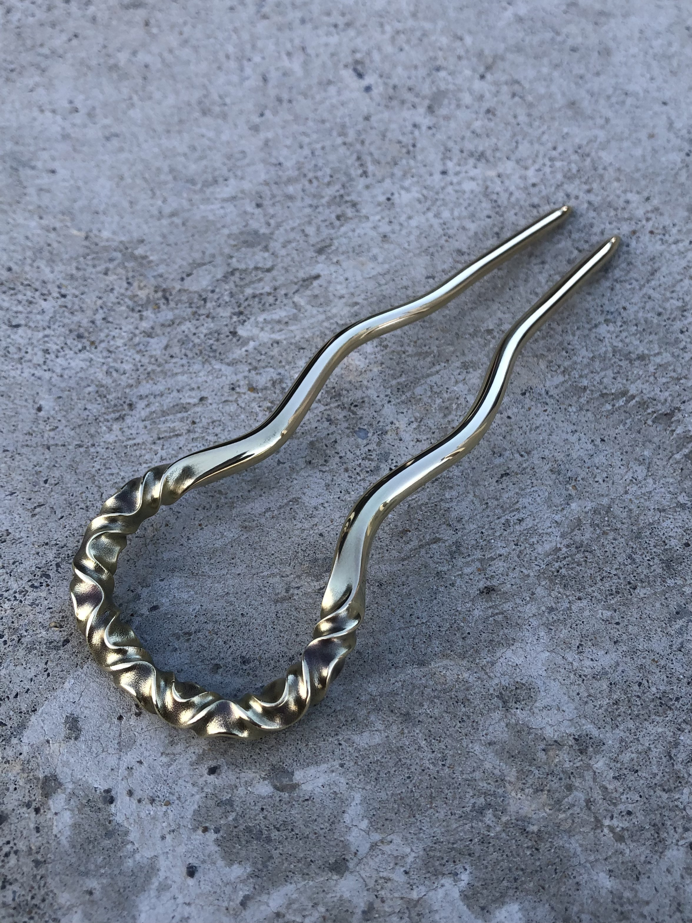 brass curved pattern hair stick large かんざし ヘアスティック ロングヘアー
