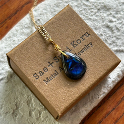 K２４純金◇フィンランドの宝石◇スペクトロライト（スペクトルライト）ペンダントトップ 1枚目の画像