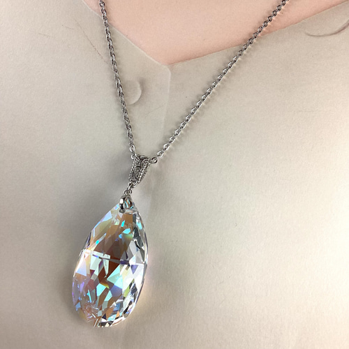 レアカラー スワロフスキー#8721、38mmしずく型ペンダント〜クリスタル