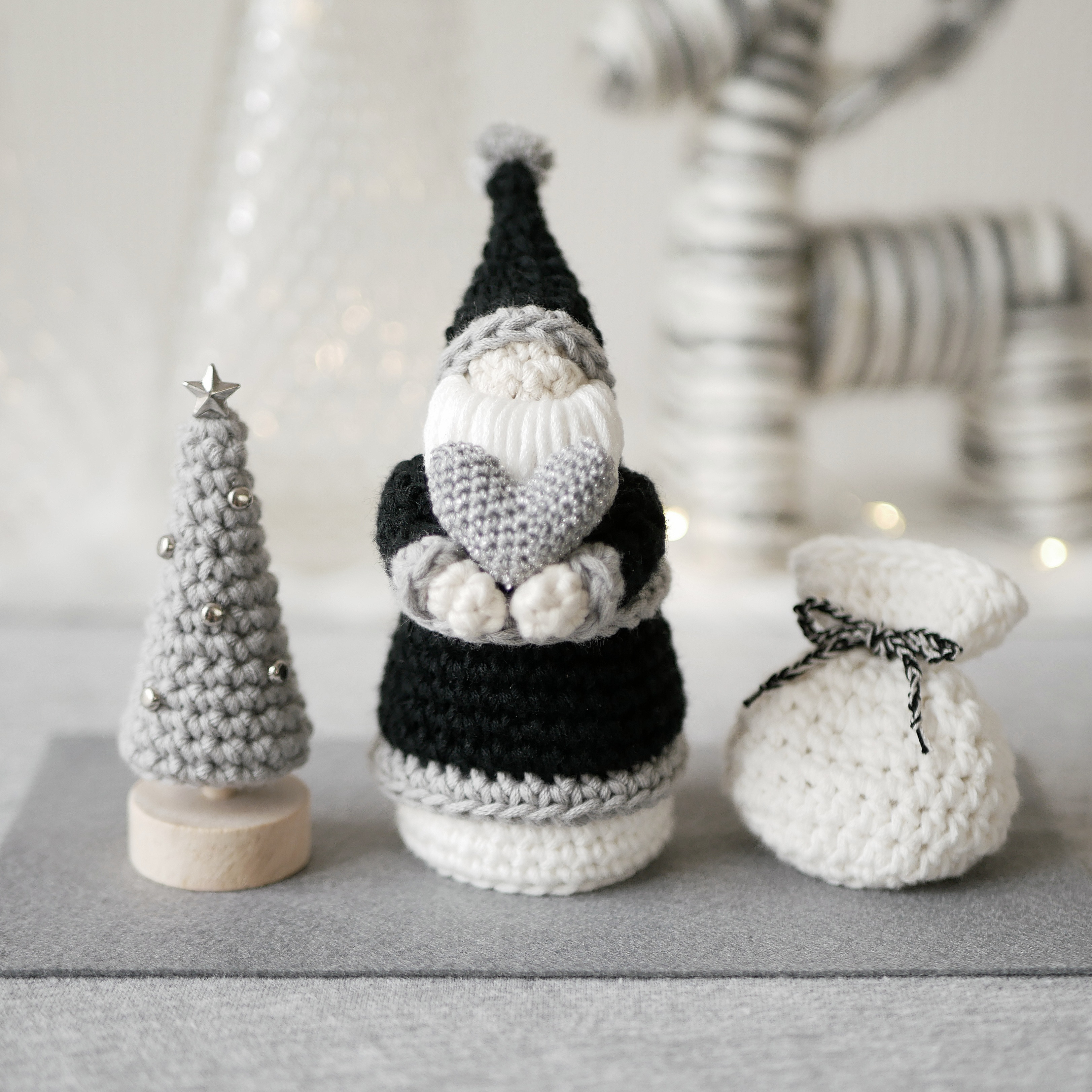 シックに楽しむ✺手編みの小さなクリスマス飾り ブラック / 置物 オブジェ