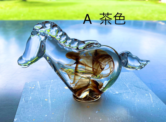 手作りガラスの馬　2026 干支の置物 3枚目の画像