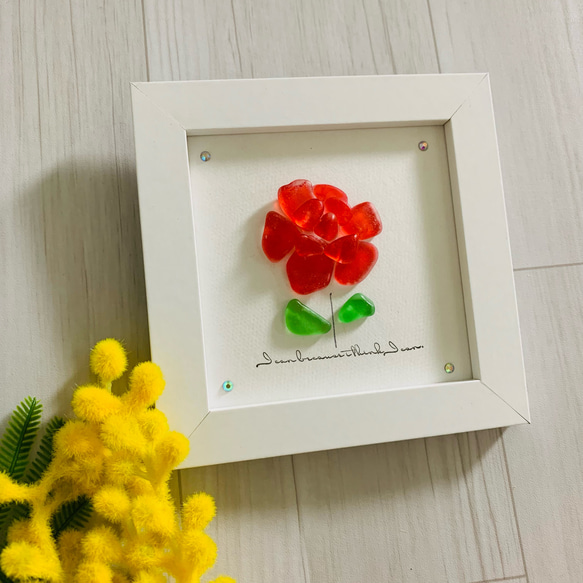 シーグラスアート ガラスのお花  赤いお花 薔薇 壁掛け 置物 北欧 観葉植物 ガラス細工 誕生日プレゼント 1枚目の画像