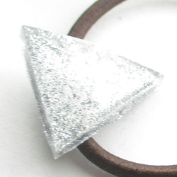 クォーツが頬ずりするように、この三角もツルツル滑ります♪(ぼぼ屋のヘアゴム)SH239 4枚目の画像