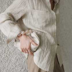 リネン100% ロングシャツ ウェーブ風テクスチャー 特殊揉み加工 ヴィンテージ風 秋の通勤 リラックスシルエット 3枚目の画像