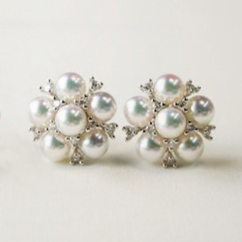 ルミナ ファイアーワークス コレクション 18K ホワイトゴールド ダイヤモンド イヤリング 3.4-3.7mm 日本製アコヤ真