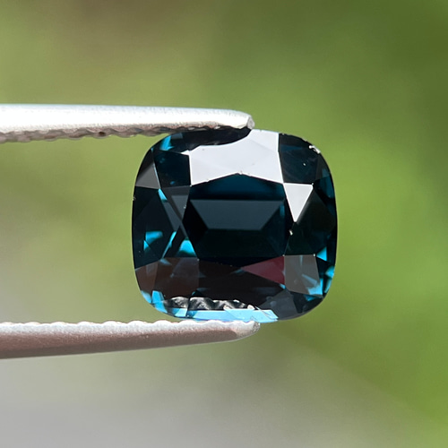 ブルースピネル1.09ctNatural blue Spinel 日本宝石ソー付 ブルースピネル1.71ctNatural blue Spinel 日本宝石ソー付 ネックレス