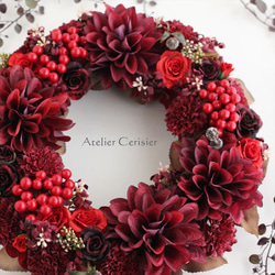 ダリア＆ベリー リース ワインレッド＜アーティフィシャルフラワー＞32cm 3枚目の画像