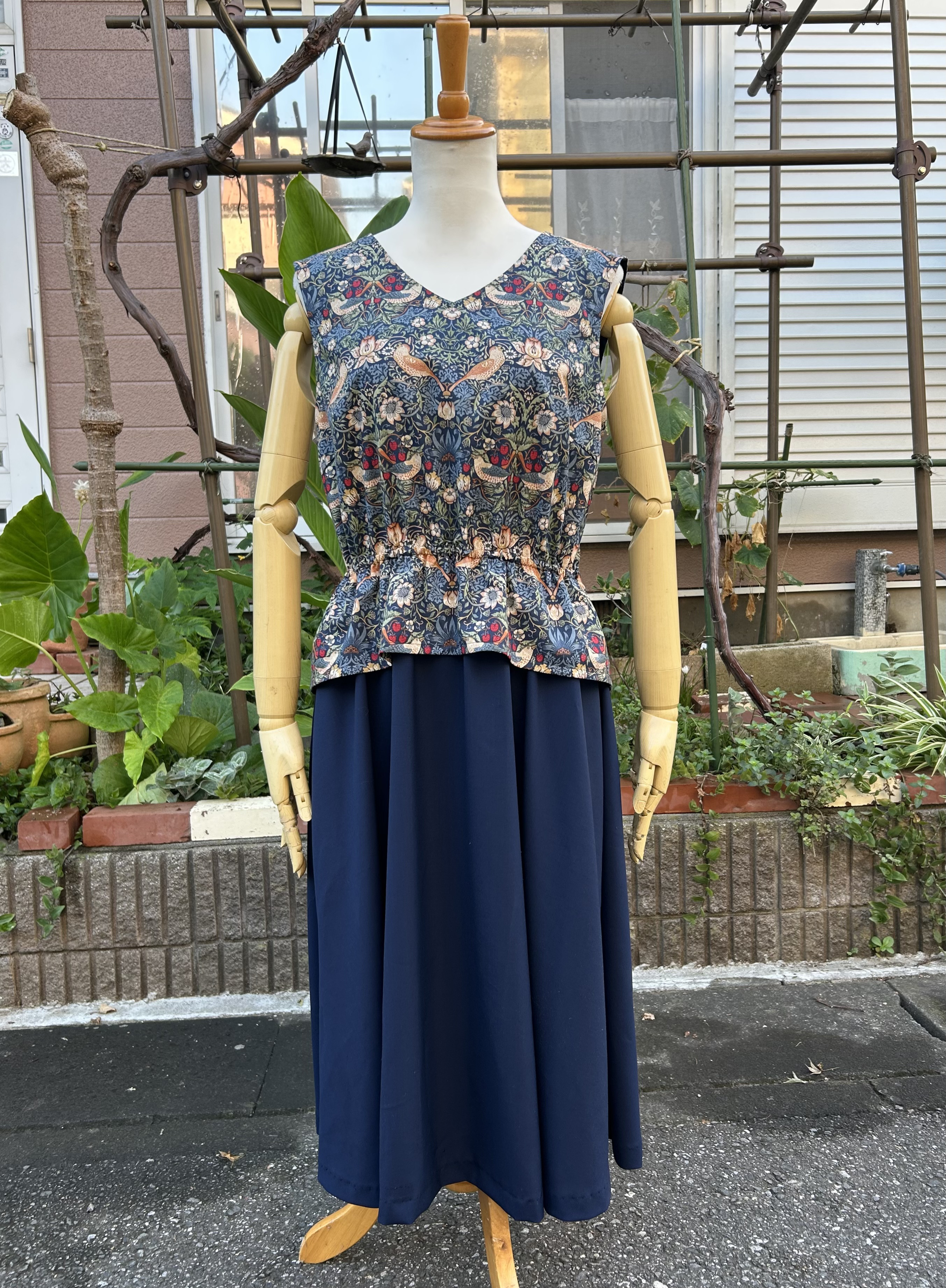 いちご泥棒❤︎ ギャザーOP