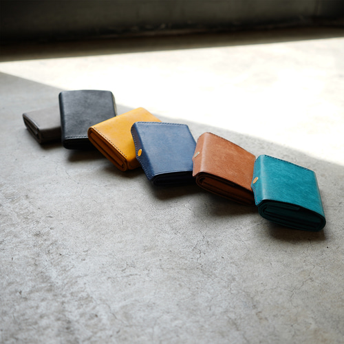 送料無料]timikティミック｜極小三つ折りの本革ミニ財布／見開きタテ