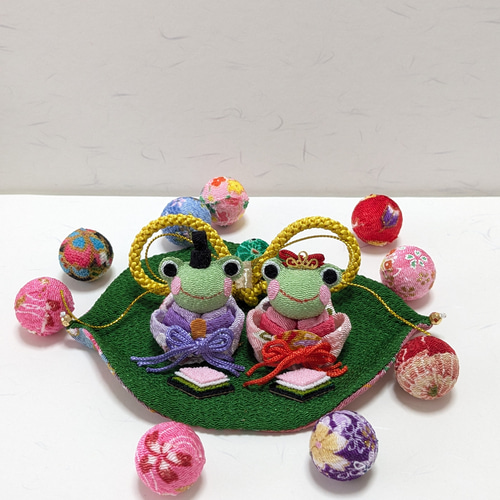 ちりめん細工歳時記 カエルのお雛様 ひな人形・雛飾り ♡はっぴぃぽ
