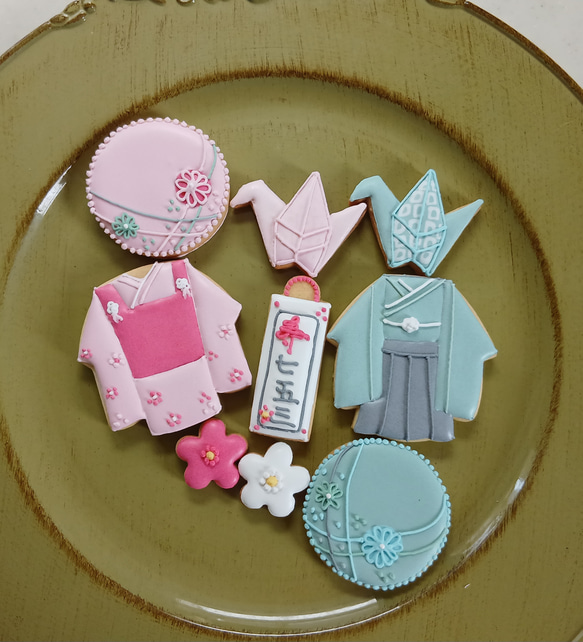 『Creema限定新作』七五三のアイシングクッキー※名入れ可能※白砂糖不使用※身体に優しいアイシング※お色変可能 2枚目の画像