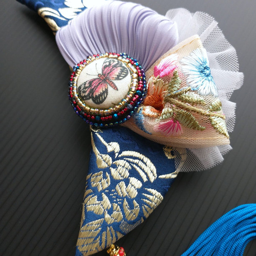 宮廷の花に蝶 月のヘアアクセサリー【大】 タッセル 刺繍リボン ヘッド