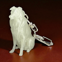 ボーダーコリー　mini3D蓄光（夜光）キーホルダー　半透明蓄光樹脂製 3枚目の画像