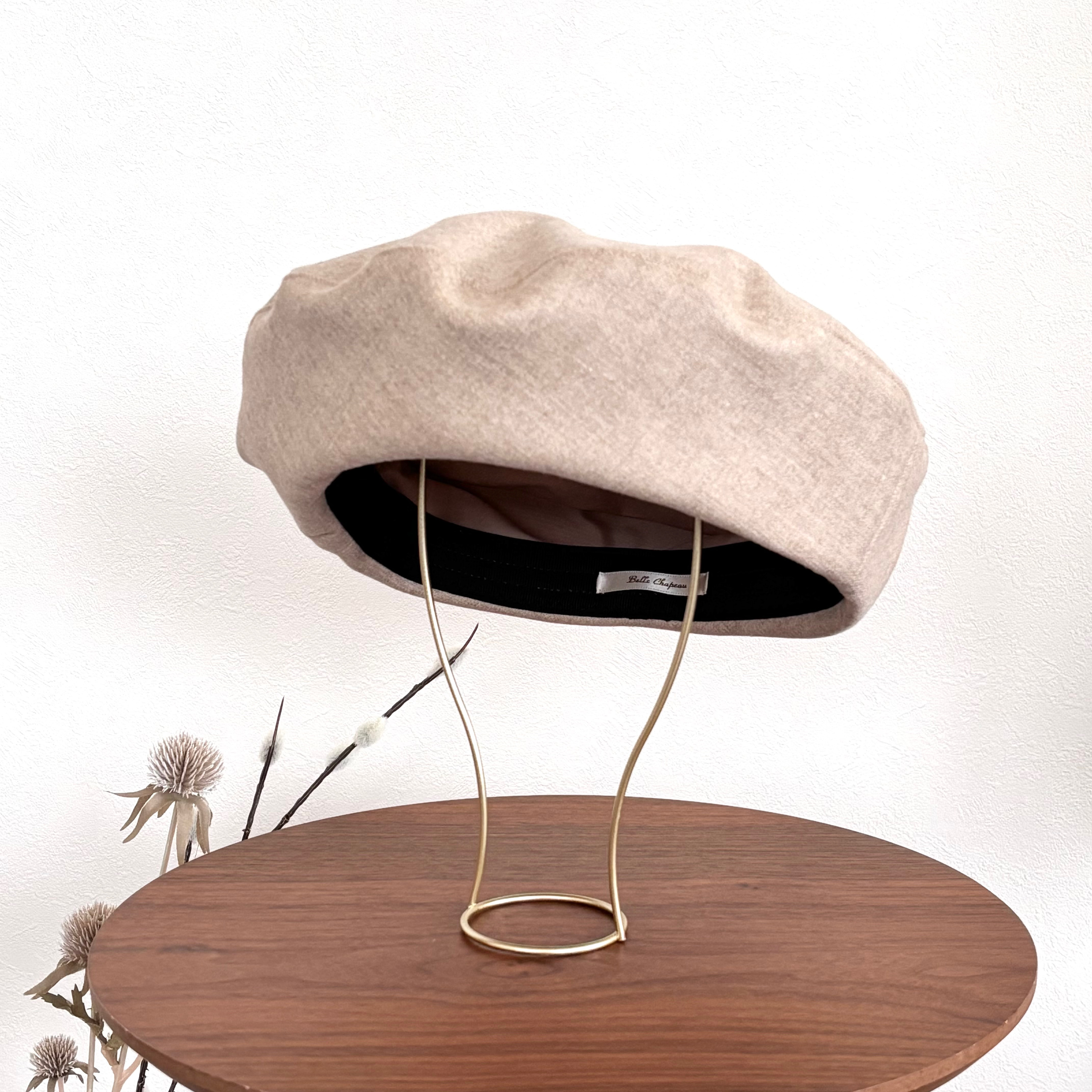 【秋冬レディース帽子　上質ウールのシンプルベレー帽　ベージュ】ナチュラル　オートミール　ベーシック　大きい　上品