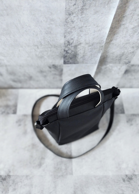 ちょっとそこまで小さめトート&ショルダーバッグ2way【合皮】くろネコのみみ付き 5枚目の画像