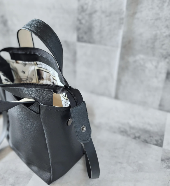 ちょっとそこまで小さめトート&ショルダーバッグ2way【合皮】くろネコのみみ付き 9枚目の画像