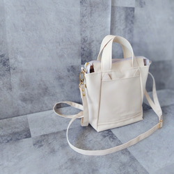 ちょっとそこまで小さめトート&ショルダーバッグ2way【合皮】バニラネコのみみ付き 3枚目の画像