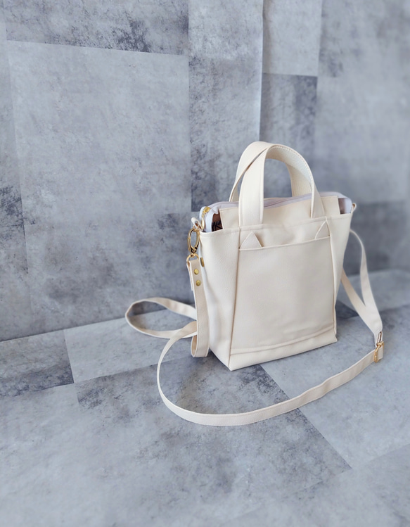 ちょっとそこまで小さめトート&ショルダーバッグ2way【合皮】バニラネコのみみ付き 3枚目の画像