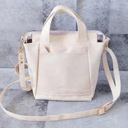 ちょっとそこまで小さめトート&ショルダーバッグ2way【合皮】バニラネコのみみ付き 1枚目の画像