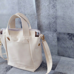 ちょっとそこまで小さめトート&ショルダーバッグ2way【合皮】バニラネコのみみ付き 2枚目の画像