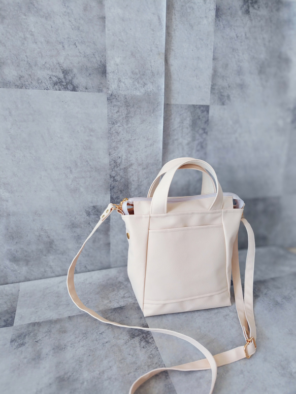ちょっとそこまで小さめトート&ショルダーバッグ2way【合皮】バニラ 2枚目の画像