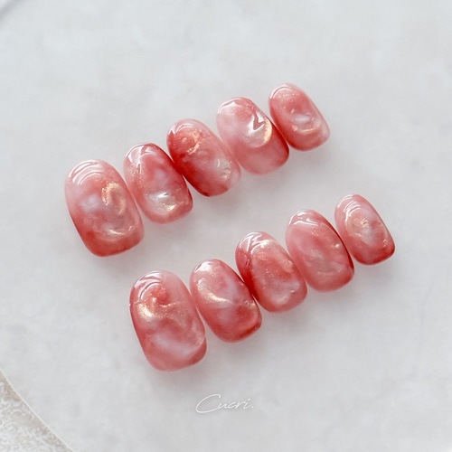 りんご飴ニュアンス×深みレッド マグネットネイルチップ｜ちゅるん