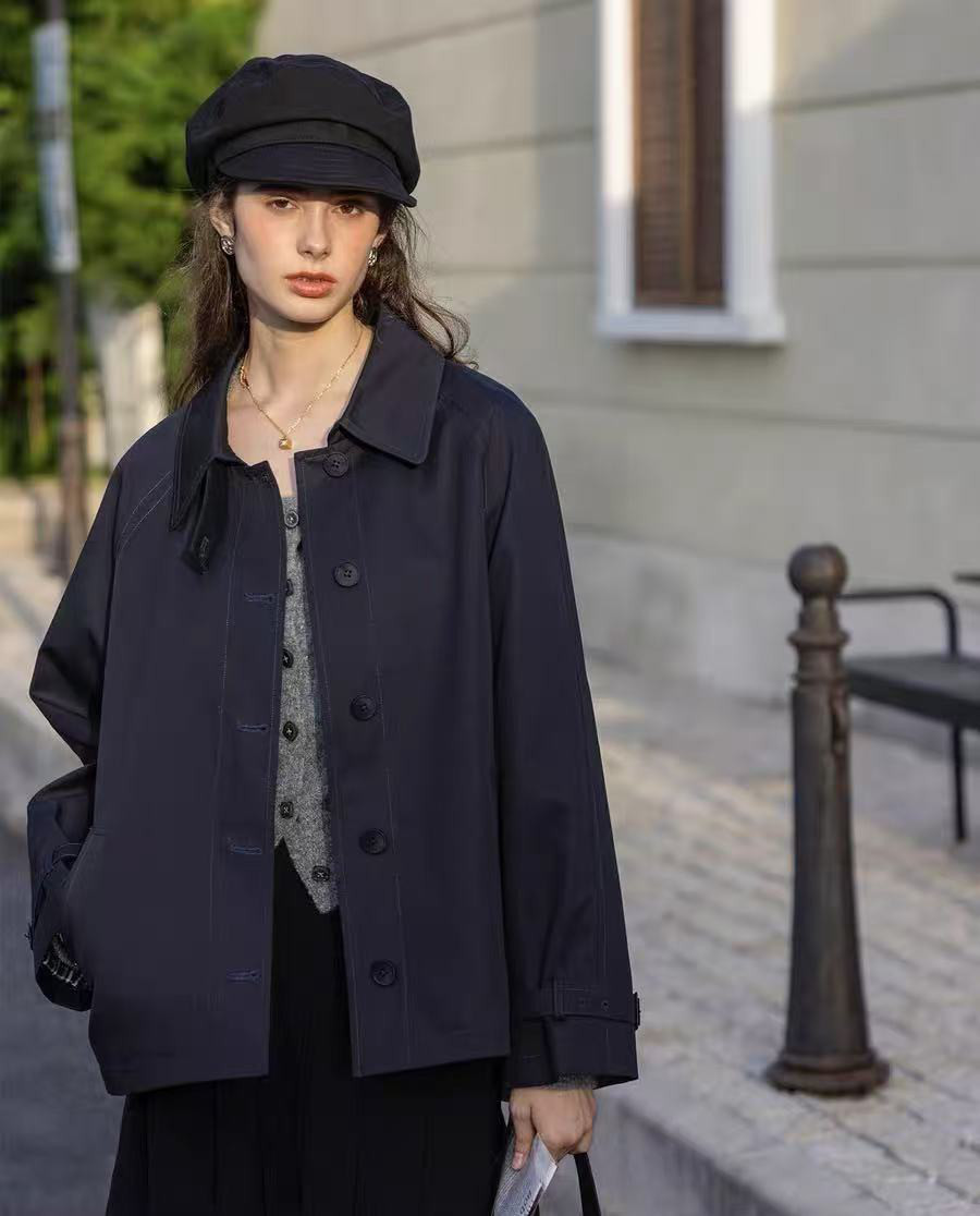 秋のショートコート 　トレンチコート  二色 12,844円