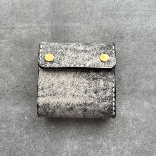 3つ折りウォレット】本革ハーフウォレット マルゴーフォグ ネロ 財布