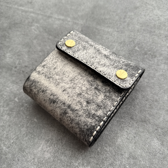 【3つ折りトラッカーウォレット】本革ハーフウォレット　マルゴーフォグ ネロ　黒 3つ折りウォレット】本革ハーフウォレット マルゴーフォグ ネロ 財布