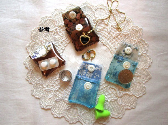 ミニミニクリアポーチ　5×5　　カペルペッパー　リバティ　ラミネート　♡「カペル」と「ペッパー」という定番柄の融合 6枚目の画像