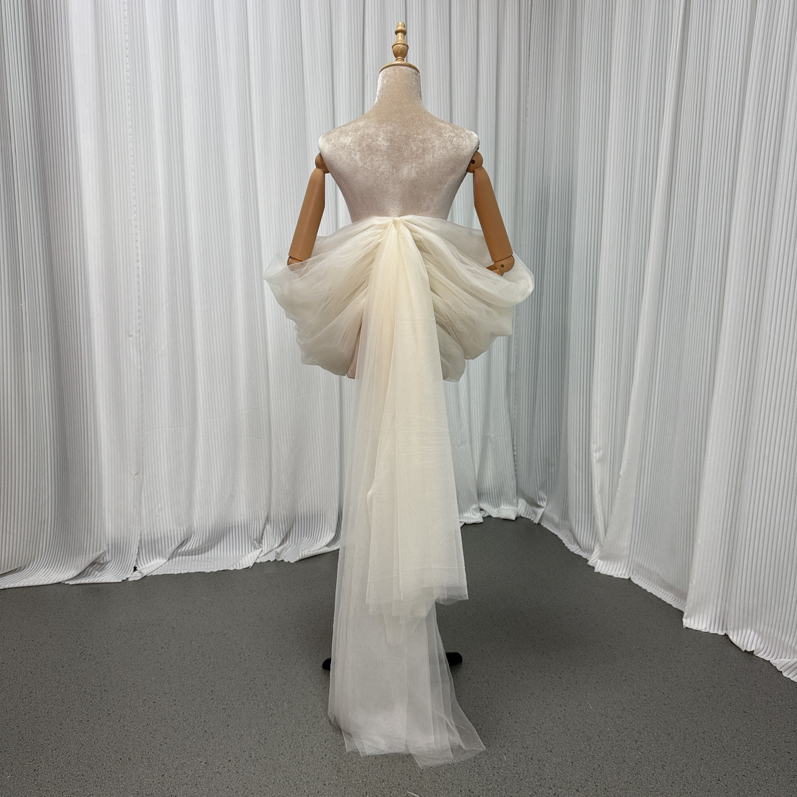 送料無料！ふっくら柔らかなバックリボンのみ リボントレーン ふんわり ドレスアレンジ アイボリー 色オーダー可能 花嫁